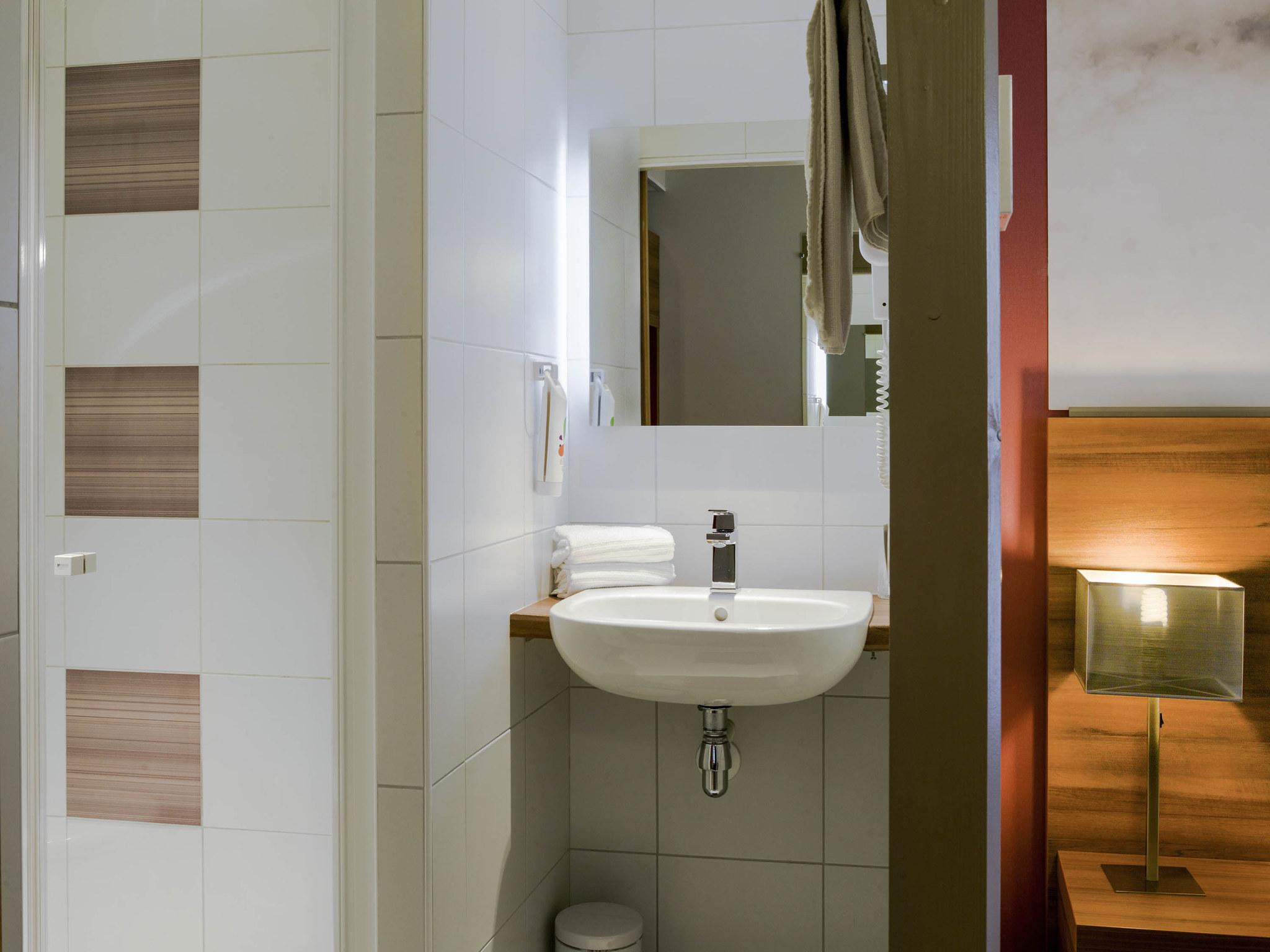 ไอบิส สไตล์ กาสทร์ Hotel กัสทร์ ภายนอก รูปภาพ